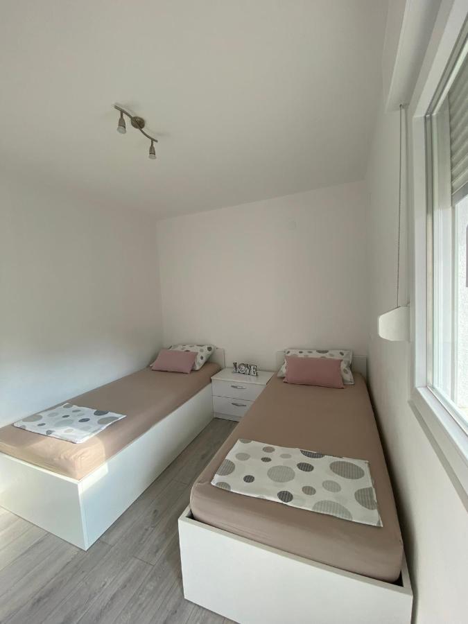 City Apartment Domagoj Omiš Exterior foto